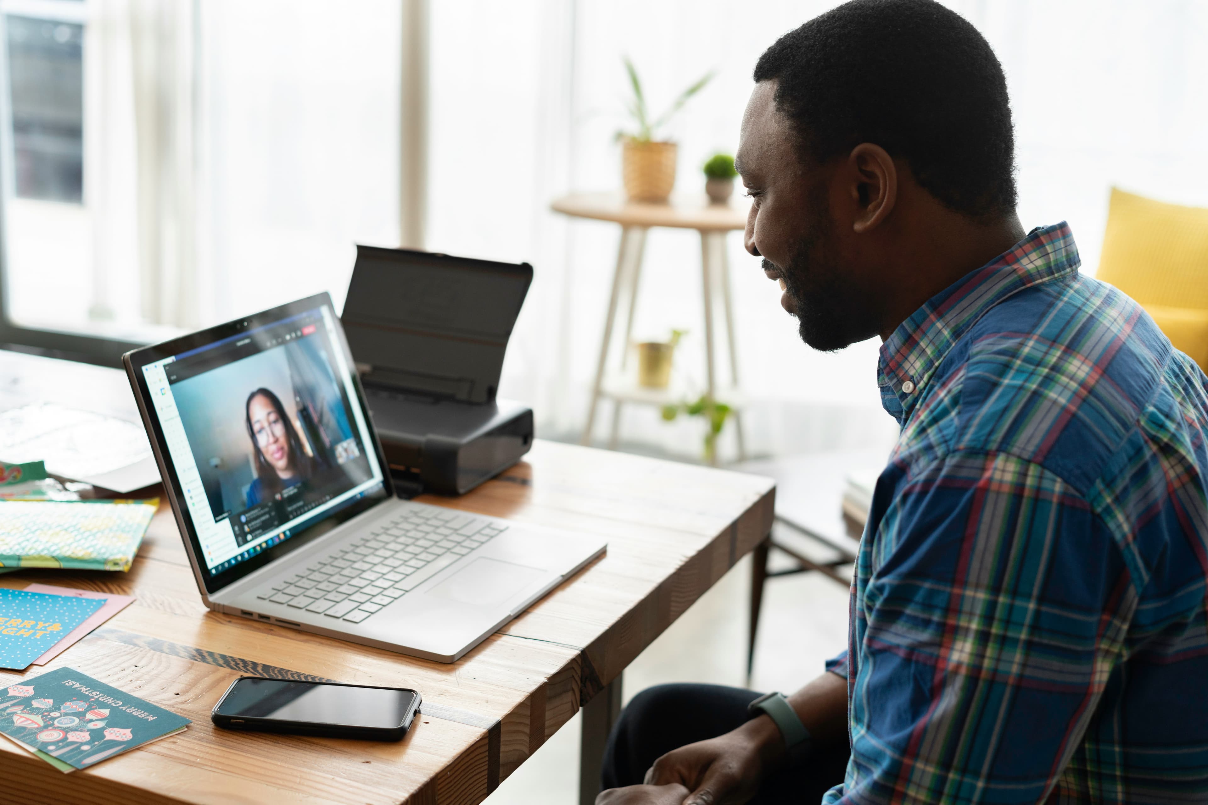 How to choose the best candidate screening tool decision guide